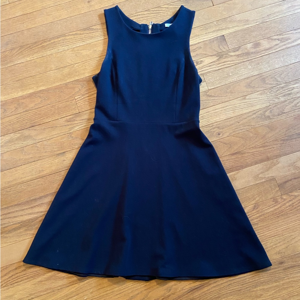 NAVY BLUE COCKTAIL DRESS WITH BACK CUT OUTS